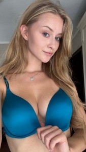 Фото проститутки Вика №2 в городе Симферополь